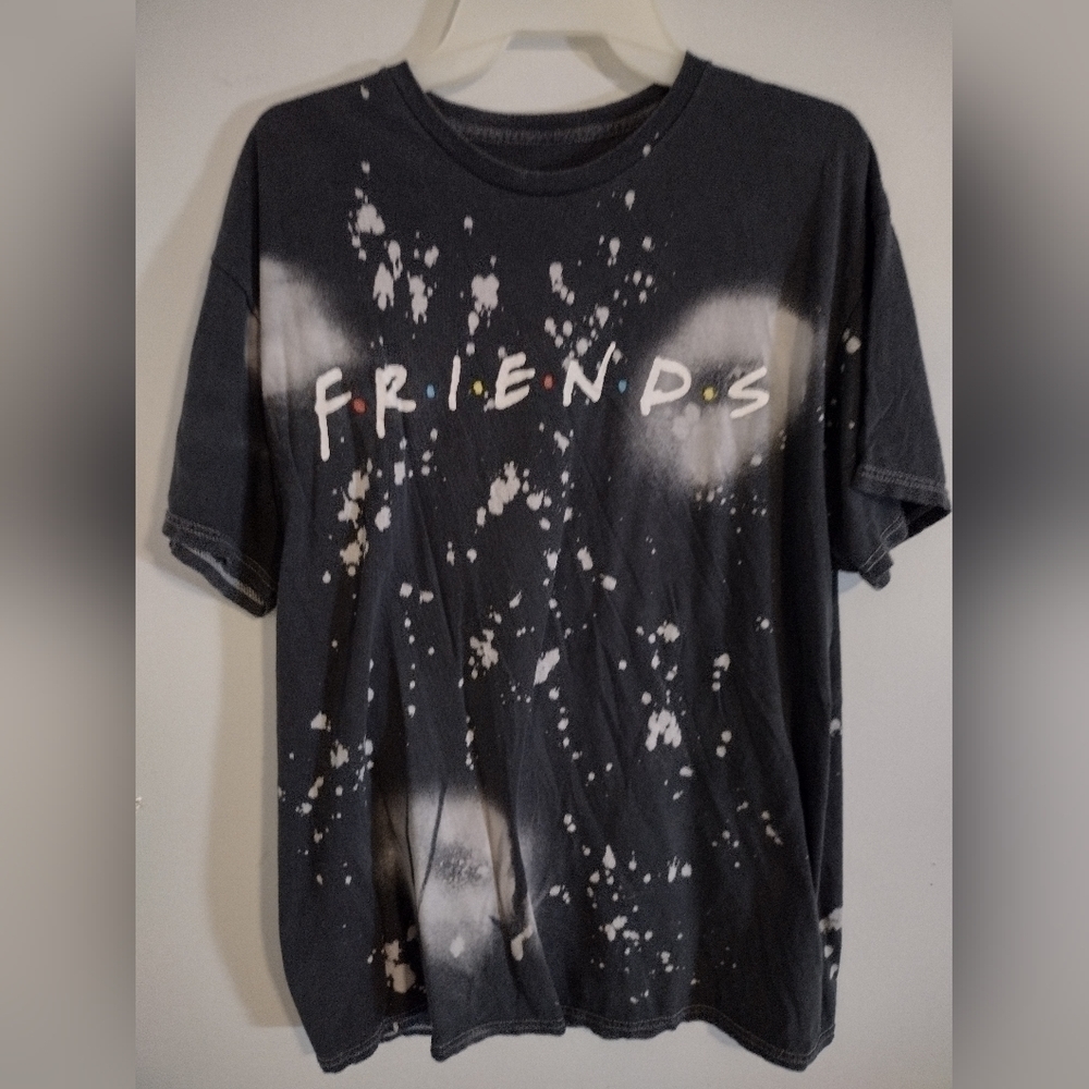 Love Tribe Friends T Shirt Size Medium Color Black And White Splatter